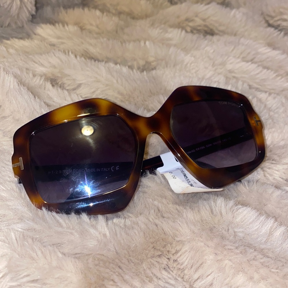 Brand new Tom ford shades (glasses)